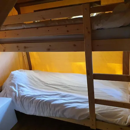 Camping La Roche Luxury tent *