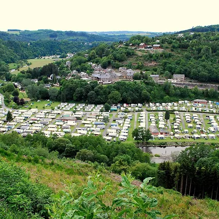 אוהל מפואר Camping La Roche *